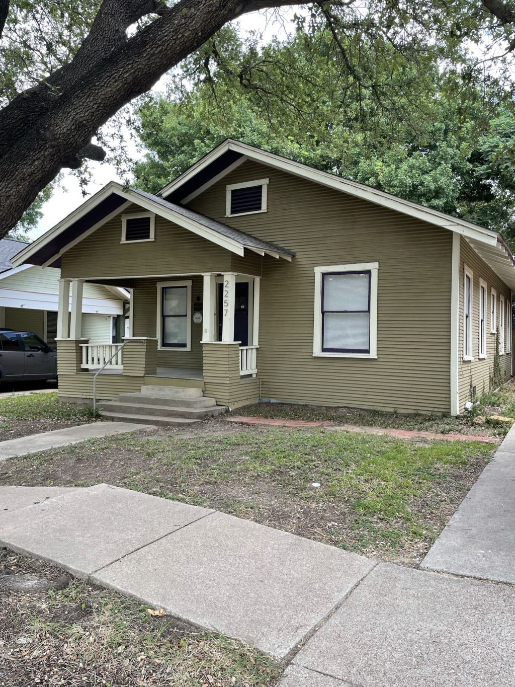 2257 College Avenue, Fort Worth, TX 76110 — photo 1