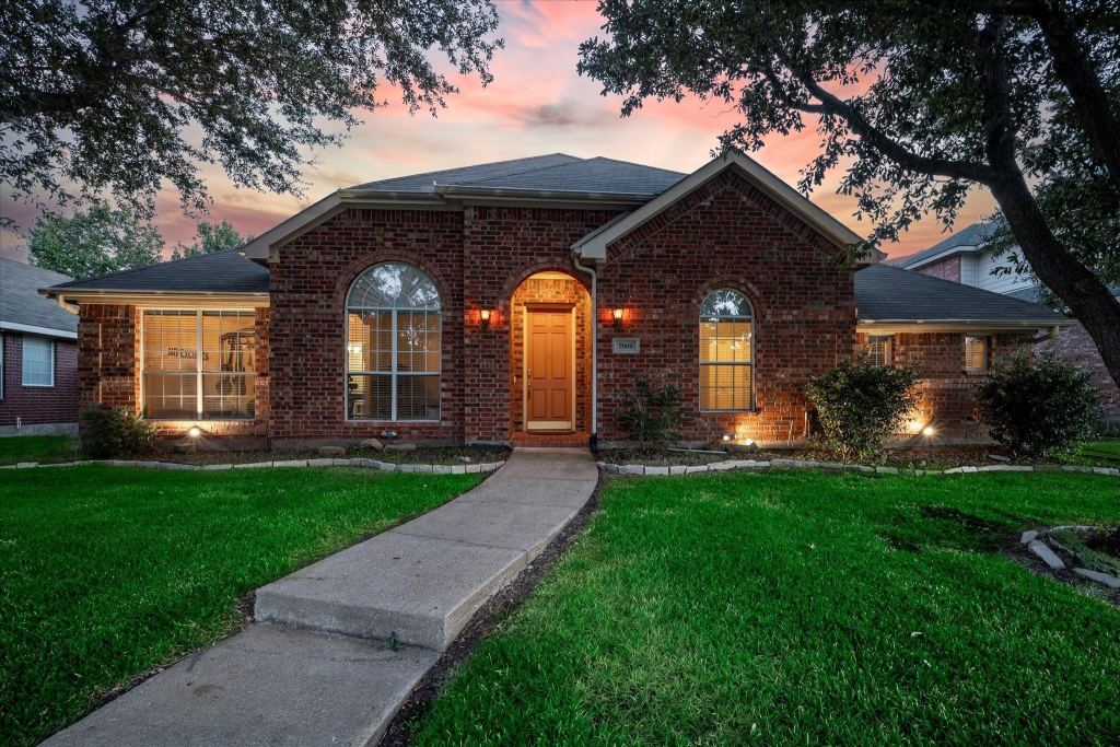 7906 Munich Drive, Rowlett, TX 75089 — photo 1