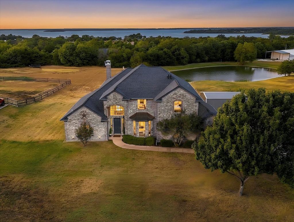 930 Lakeridge Drive, Lavon, TX 75166 — photo 1