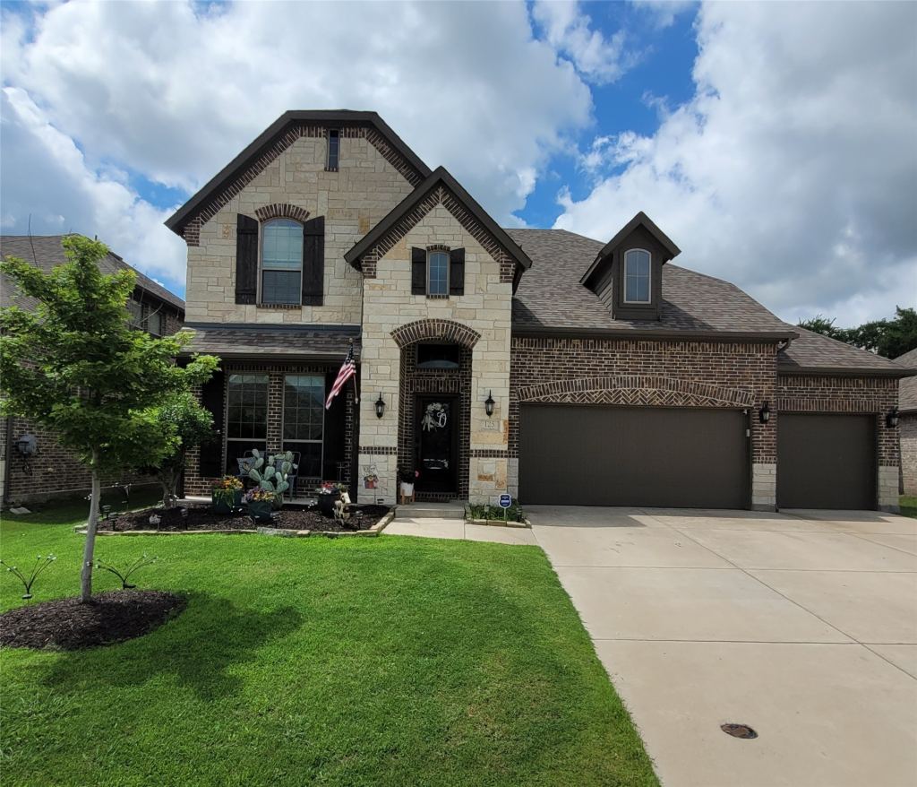 125 Providence Drive, Van Alstyne, TX 75495 — photo 1