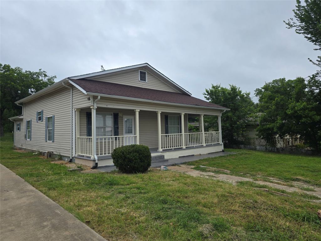212 E 4th Street, Keene, TX 76059 — photo 1