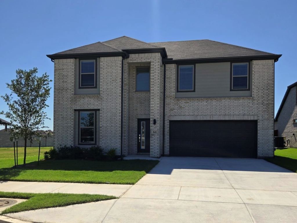 841 Rockcloud Drive, Fort Worth, TX 76052 — photo 1