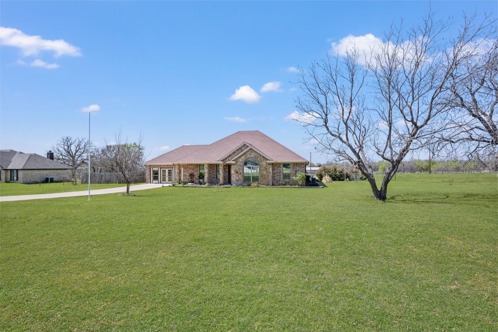 169 Savannah Drive, Weatherford, TX 76087 — photo 1