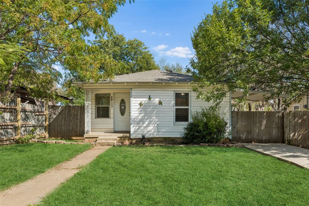 2013 Andrew Avenue, Fort Worth, TX 76105 — photo 1