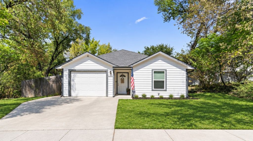 3125 Millet Avenue, Fort Worth, TX 76105 — photo 1