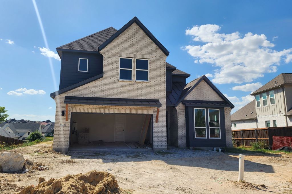 1820 Crested Ridge Road