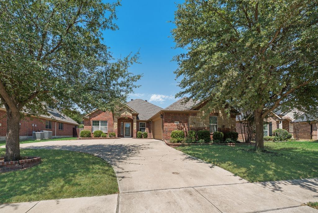5836 Sunny Meadow Lane, Grand Prairie, TX 75052 — photo 1