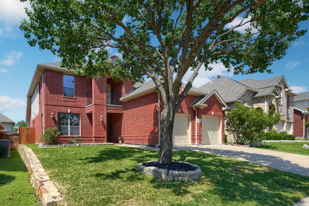 1127 Valley Vista Drive, Irving, TX 75063 — photo 1