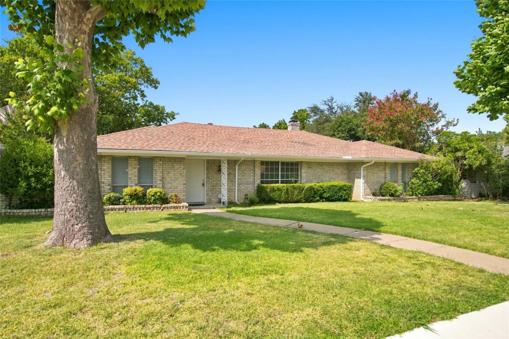 2017 Westridge Drive, Plano, TX 75075 — photo 1