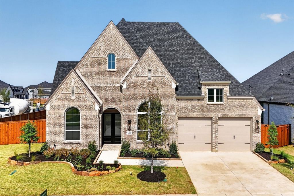 1401 Buttercup Avenue, Aubrey, TX 76227 — photo 1