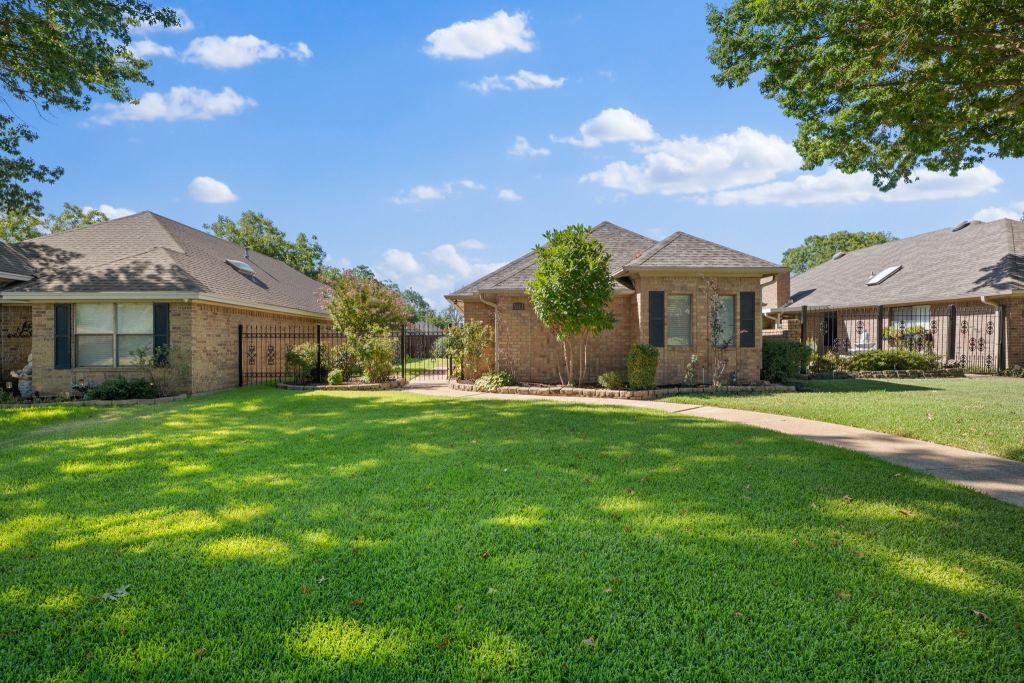 3111 Bonham Street, Greenville, TX 75402 — photo 1