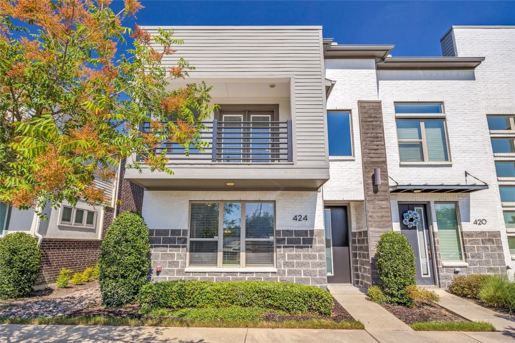 424 Texas Drive, Plano, TX 75075 — photo 1