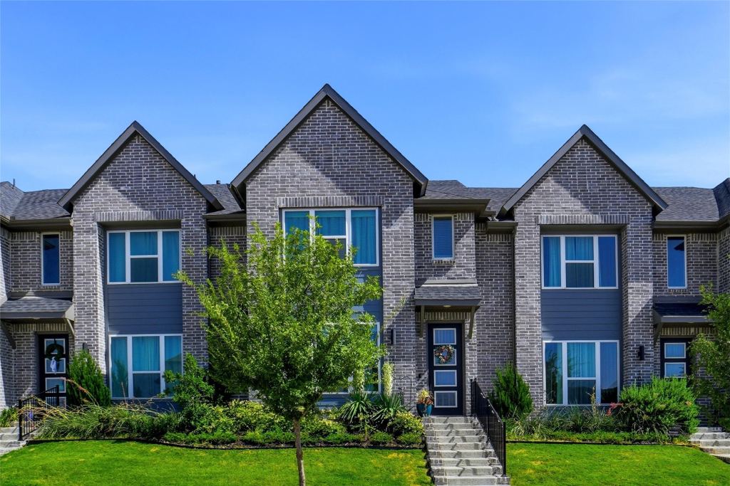 1085 Carnation Drive, Crowley, TX 76036 — photo 1