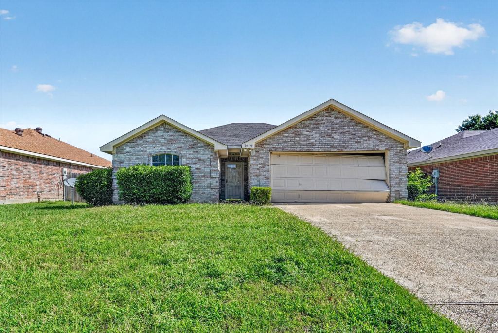 1414 Aviary Drive, DeSoto, TX 75115 — photo 1