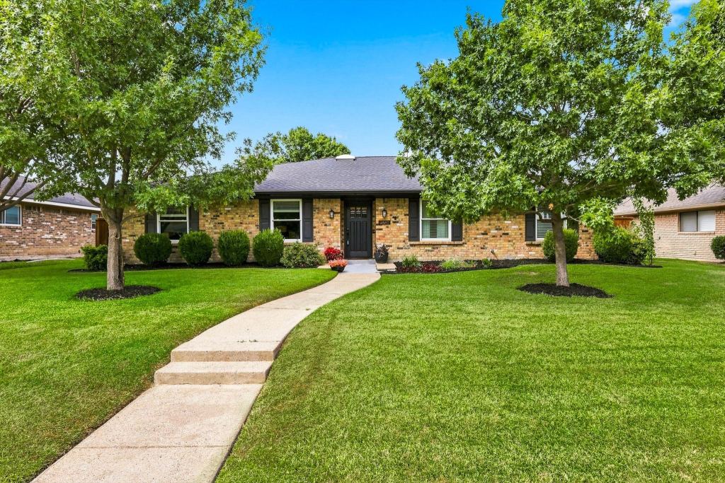 308 Canyon Valley Drive, Richardson, TX 75080 — photo 1