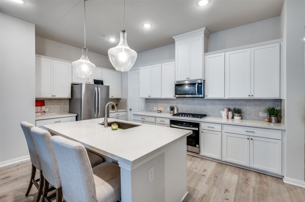 314 Colusa Drive, Lewisville, TX 75056 — photo 1