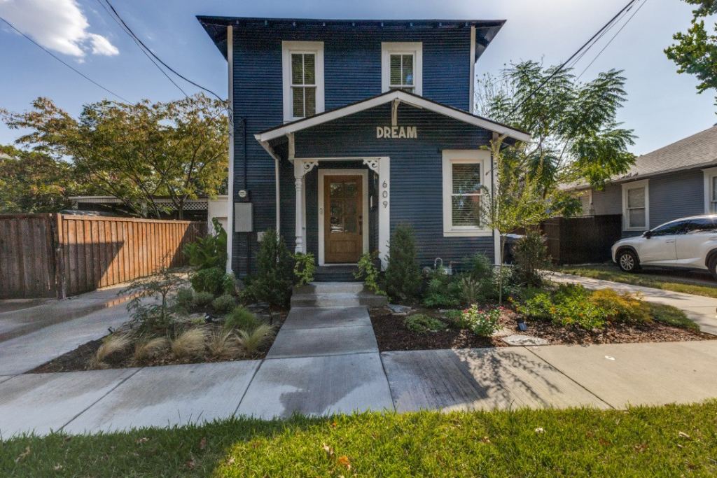 609 N Fulton Street, Dallas, TX 75214 — photo 1