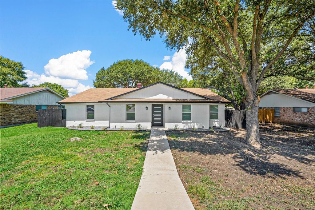 2805 Sybil Drive, Mesquite, TX 75149 — photo 1