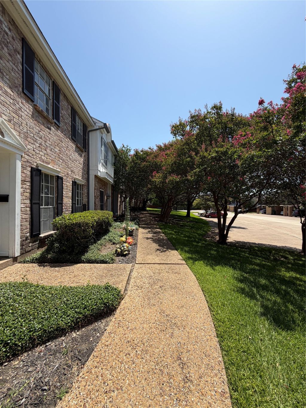 625 Trailwood Court, Garland, TX 75043 — photo 1
