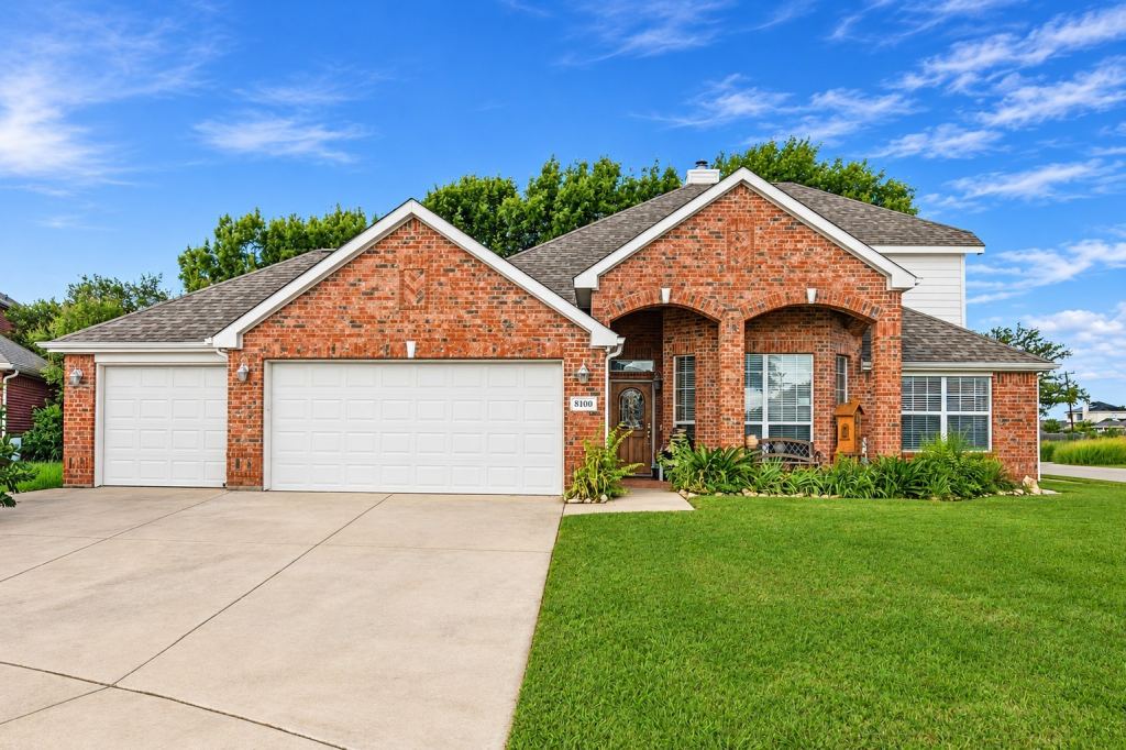 8100 Yucatan Court, Arlington, TX 76002 — photo 1