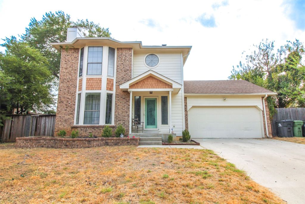 6111 Farmingdale Drive, Arlington, TX 76001 — photo 1