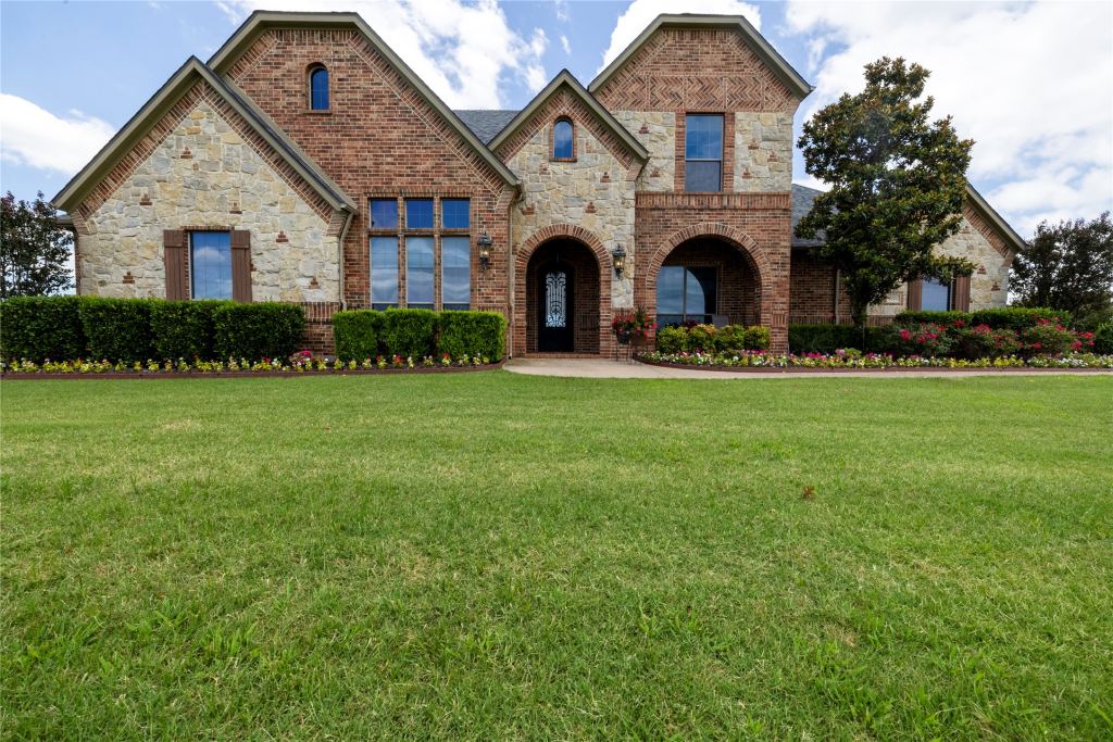 2722 W Alamosa Drive, Terrell, TX 75160 — photo 1
