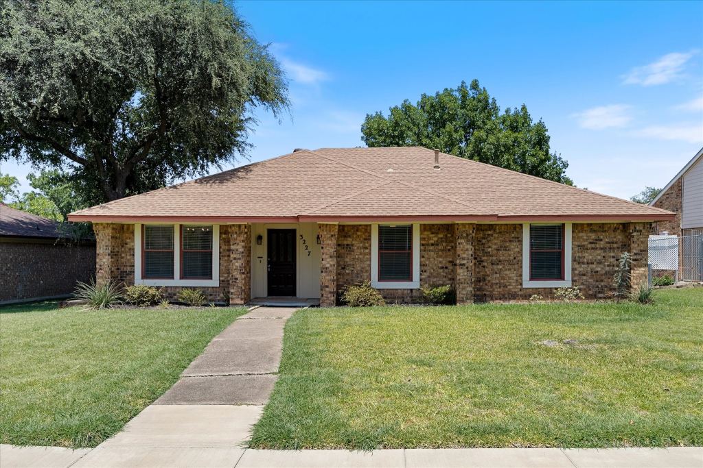 3227 Wichita Drive, Mesquite, TX 75149 — photo 1