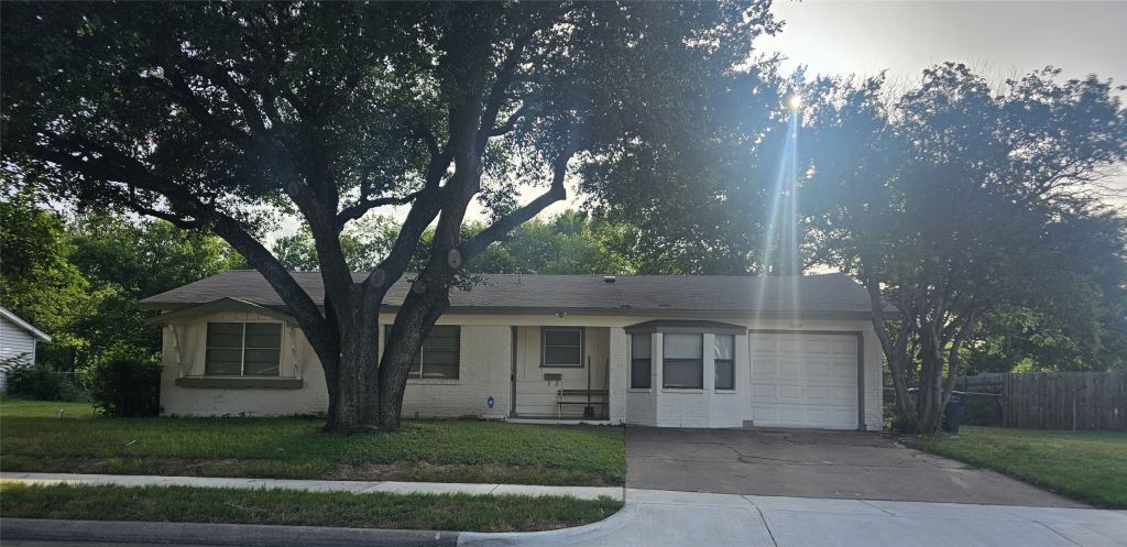 5604 Oak Grove Road, Fort Worth, TX 76134 — photo 1