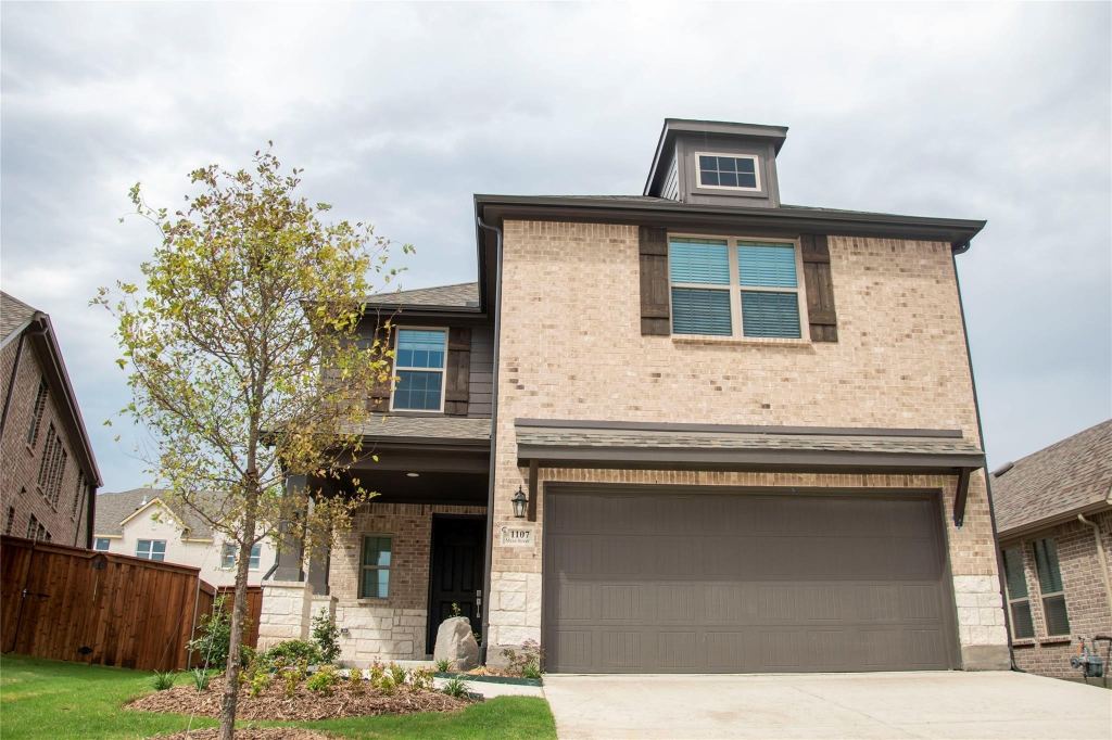 1107 Mesa Street, Sherman, TX 75090 — photo 1