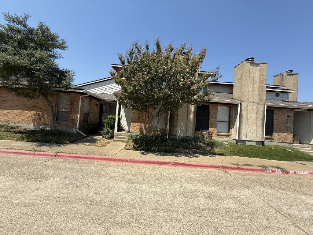 4922 Rolling Vista, Mesquite, TX 75150 — photo 1