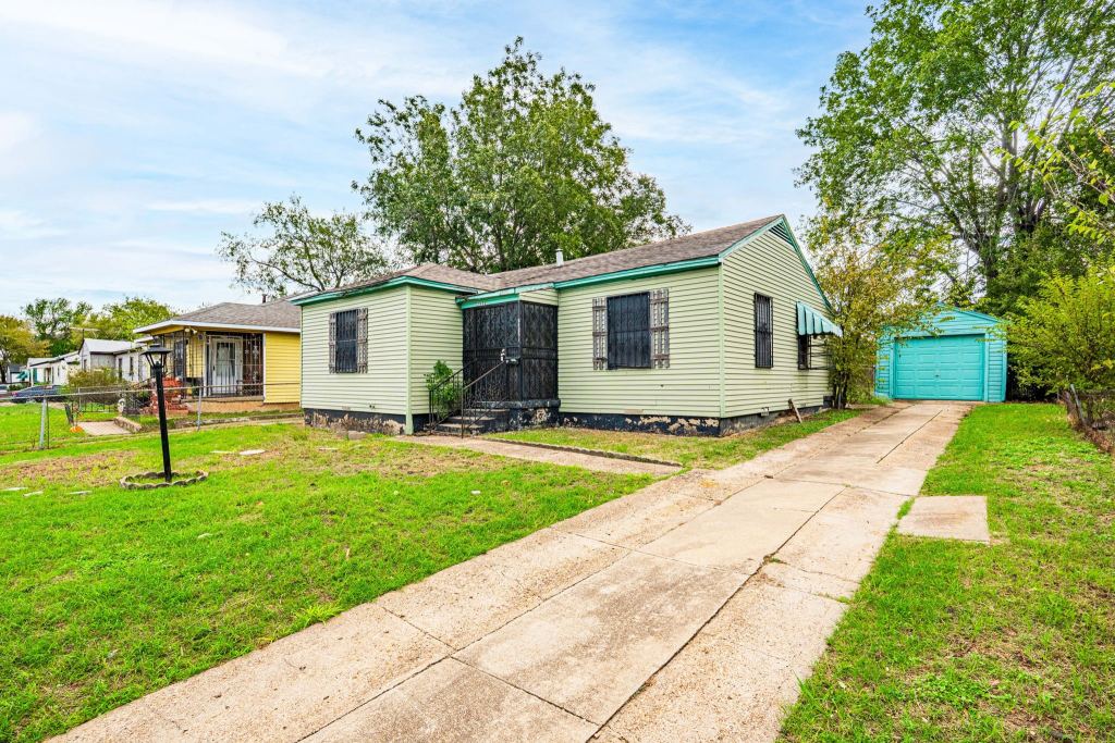 2606 Lea Crest Drive, Dallas, TX 75216 — photo 1