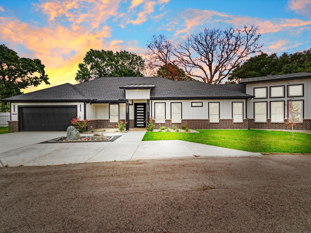 18508 Hickory Circle, Kemp, TX 75143 — photo 1