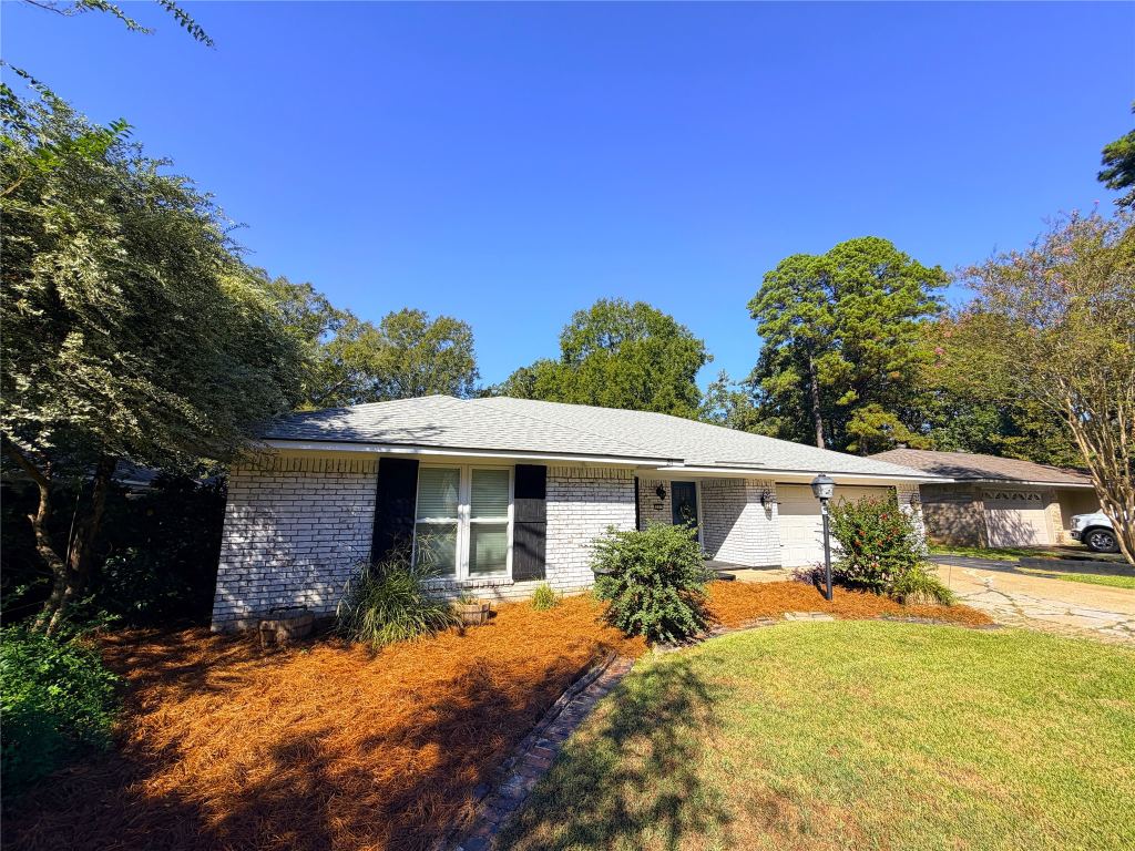 211 Chimney Lane