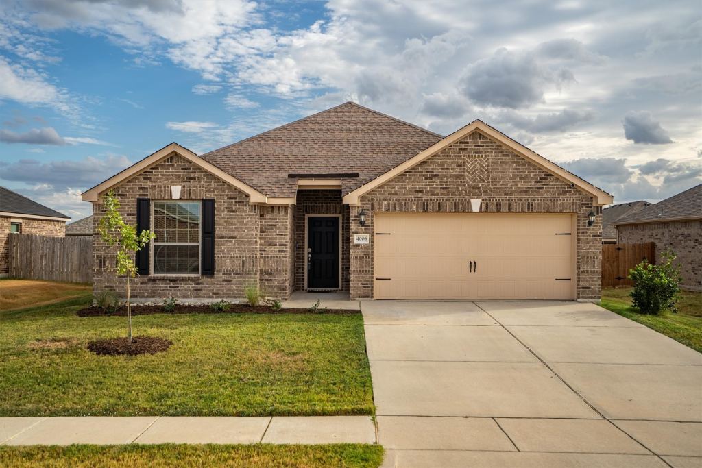 4006 Lakeview Drive, Sanger, TX 76266 — photo 1