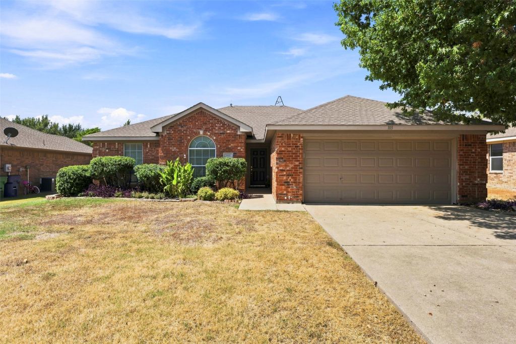 103 Buckskin Drive, Waxahachie, TX 75167 — photo 1