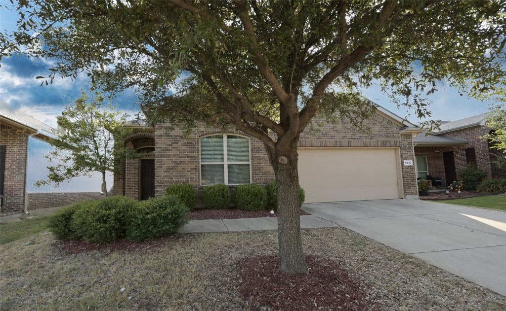 5933 Comanche Peak Drive, Fort Worth, TX 76179 — photo 1