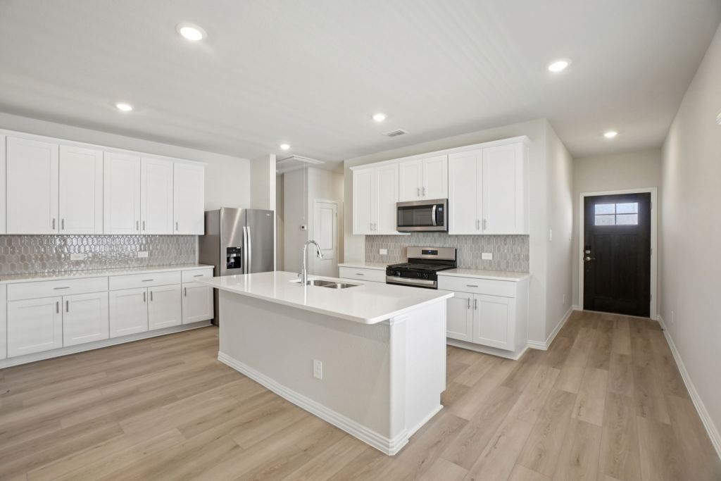 125 Winchester Hill Lane, Princeton, TX 75071 — photo 1