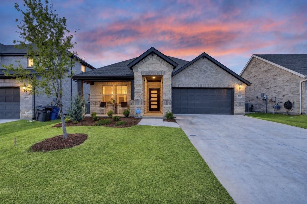 903 Edgehurst Drive, Princeton, TX 75071 — photo 1