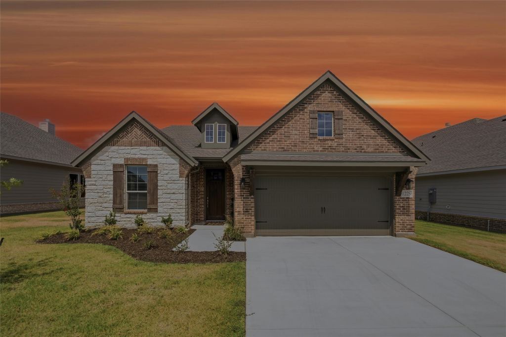 1229 Sabine River Lane, Springtown, TX 76082 — photo 1