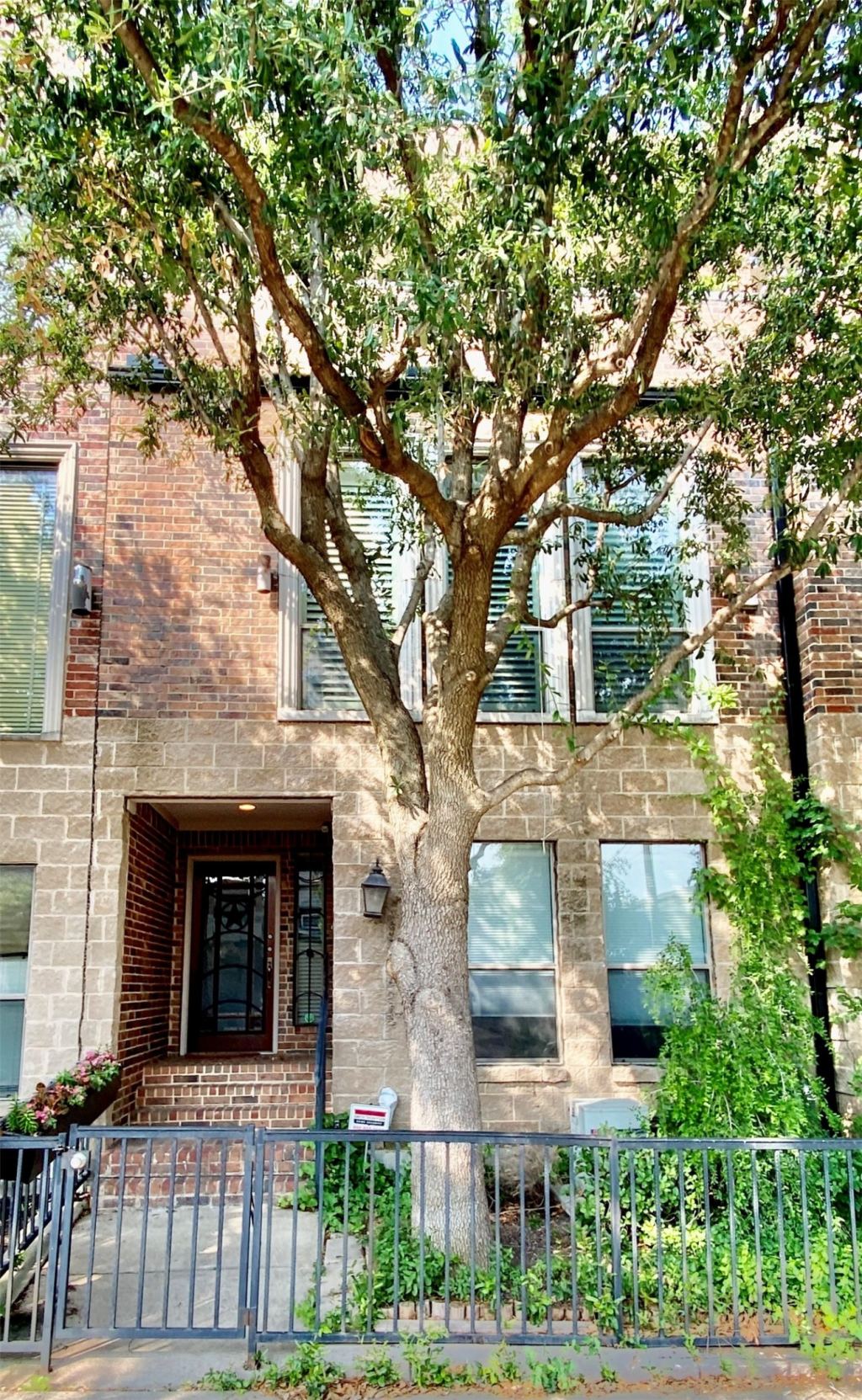 1430 Pecos Street, Dallas, TX 75204 — photo 1