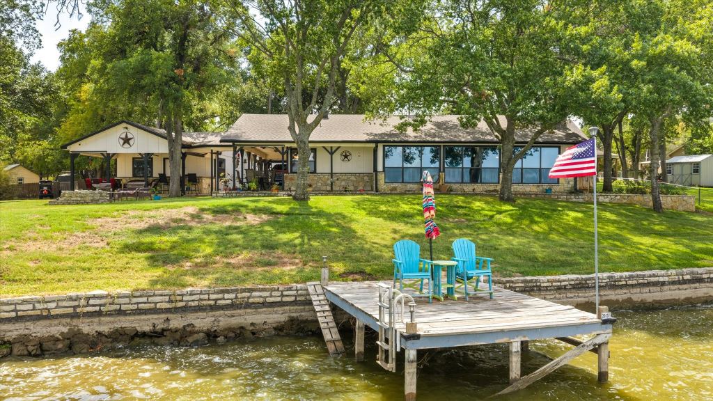 2537 Forest Park Drive, Granbury, TX 76048 — photo 1