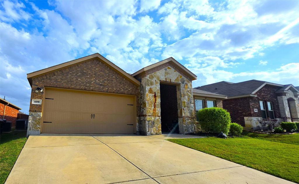 409 Samuel Street, Denton, TX 76207 — photo 1