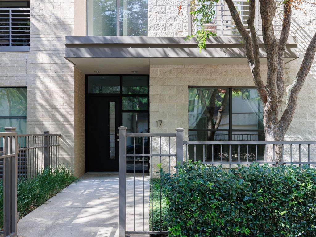 4111 Newton Avenue 17, Dallas, TX 75219 — photo 1