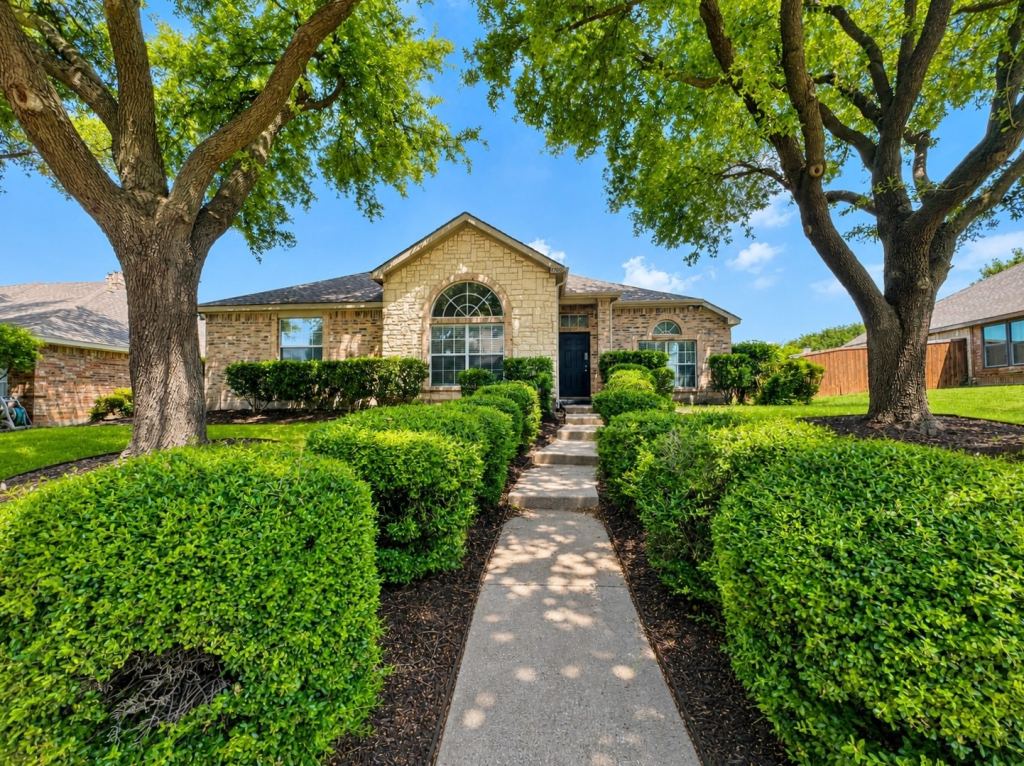 7700 Glenoaks Drive, Frisco, TX 75034 — photo 1