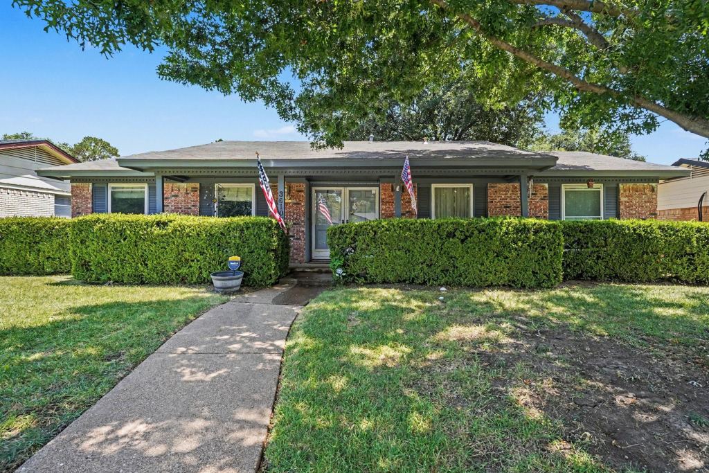 3610 Chime Street, Irving, TX 75062 — photo 1