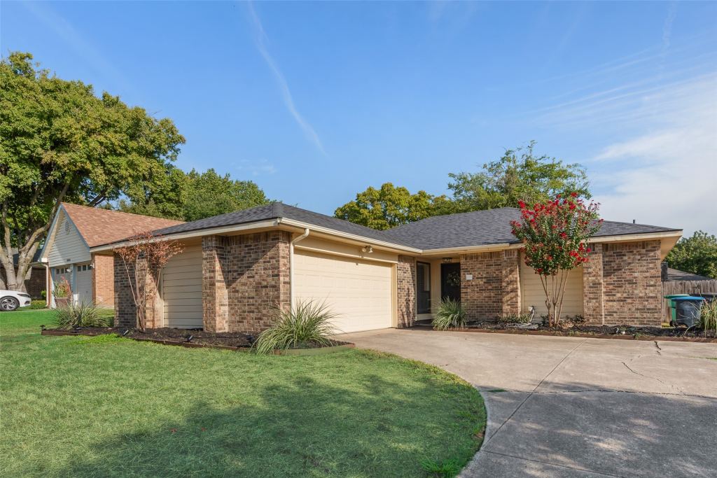 10140 Indian Mound Road, Fort Worth, TX 76108 — photo 1