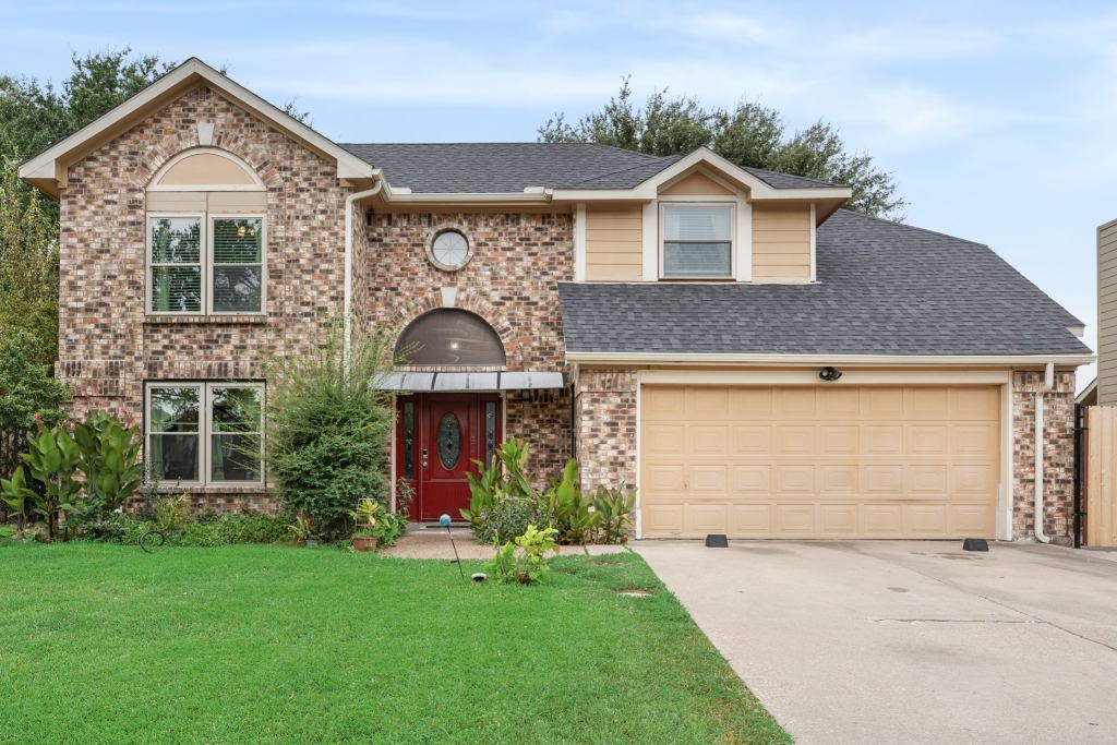 4305 Hudson Avenue, Grand Prairie, TX 75052 — photo 1