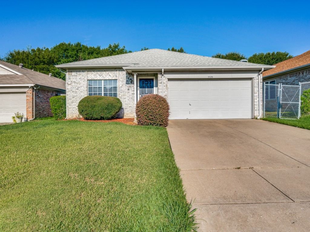 5520 Creekridge Drive, Arlington, TX 76018 — photo 1