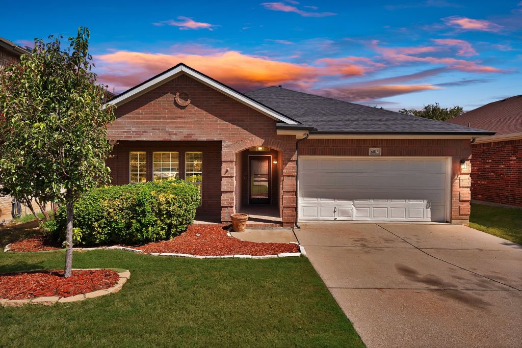 6016 Horse Trap Drive, Fort Worth, TX 76179 — photo 1