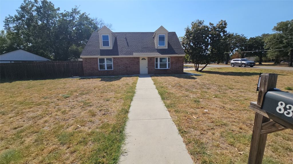 833 James Street, Azle, TX 76020 — photo 1